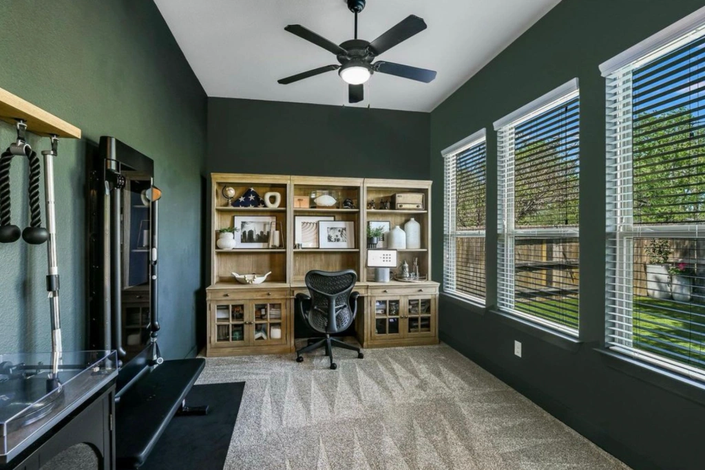 Virtual staging room example 4